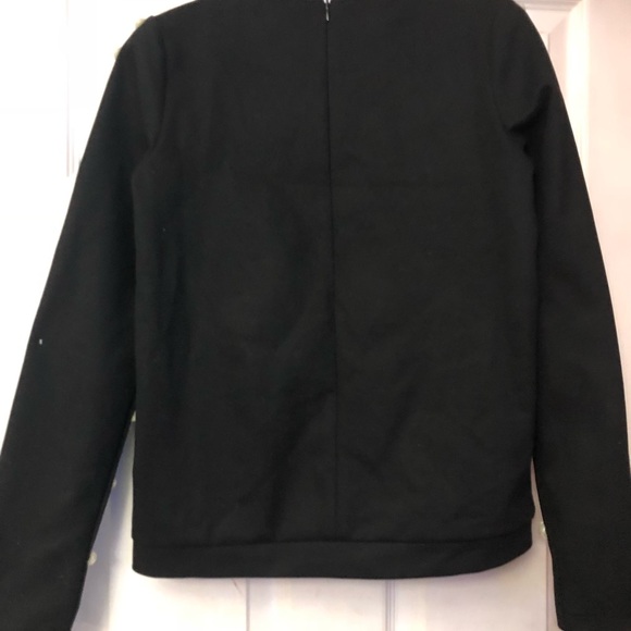 Black sweater with pearl on sleeves - Picture 4 of 4